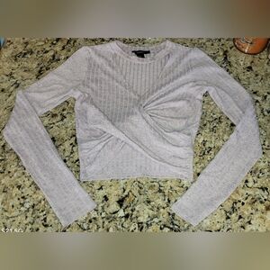 EUC FOREVER 21 Women's Pale Lavender Twist Front Choker Neckline Crop Top